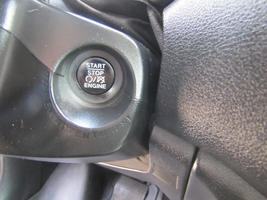 Jeep Renegade photo 12