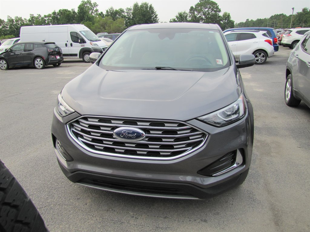 Ford Edge photo 2