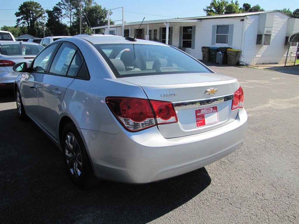 Chevrolet Cruze Limited photo 5