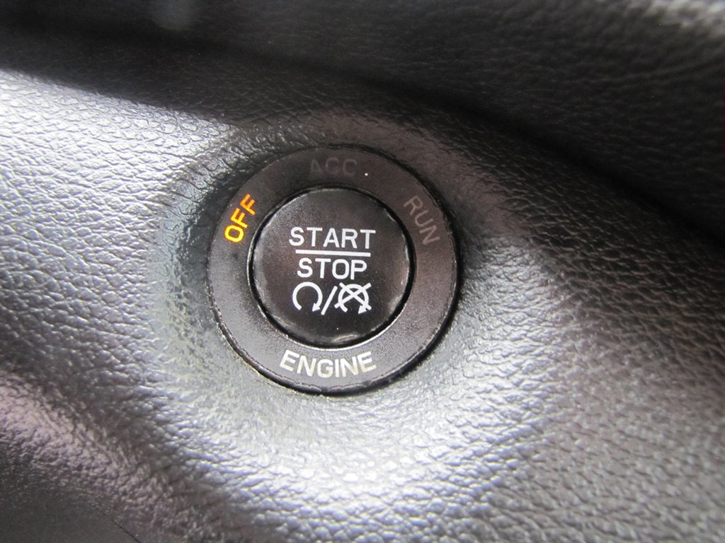 Jeep Cherokee photo 11