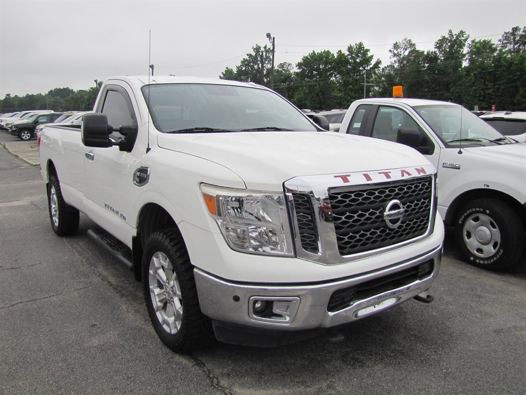 Nissan Titan XD photo 3