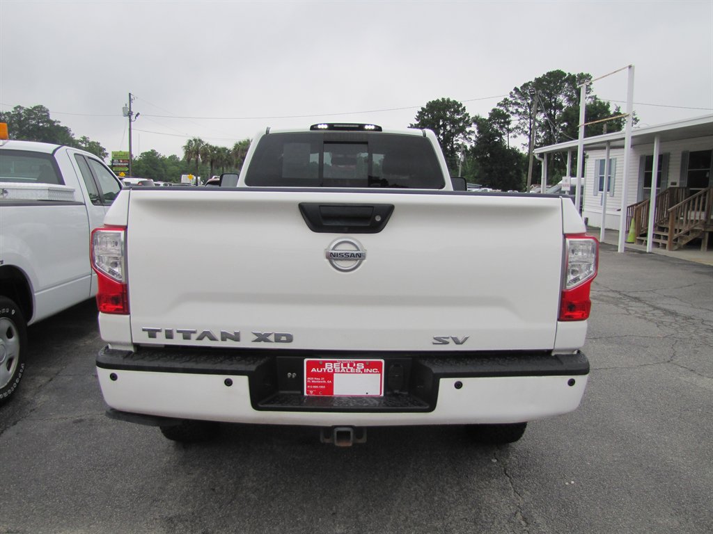 Nissan Titan XD photo 5