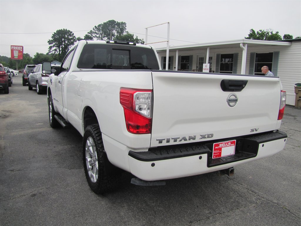 Nissan Titan XD photo 6