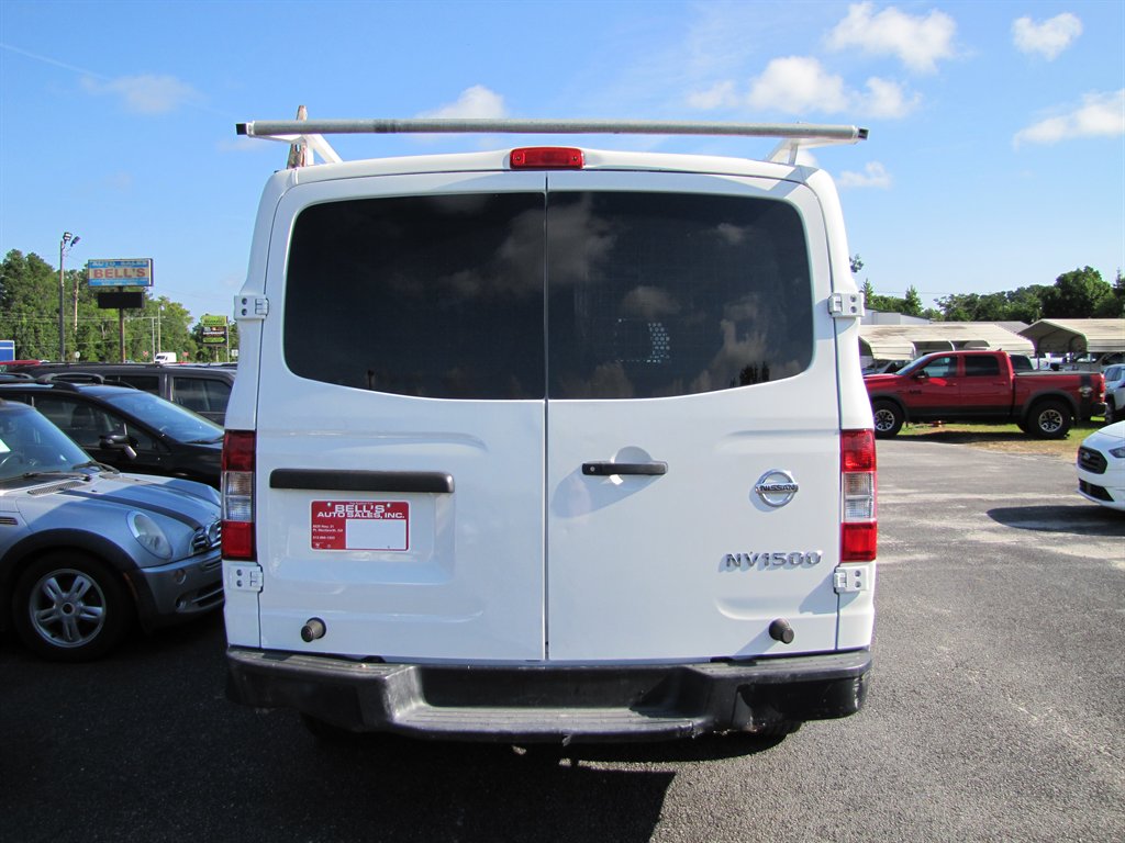 Nissan NV 1500 photo 5