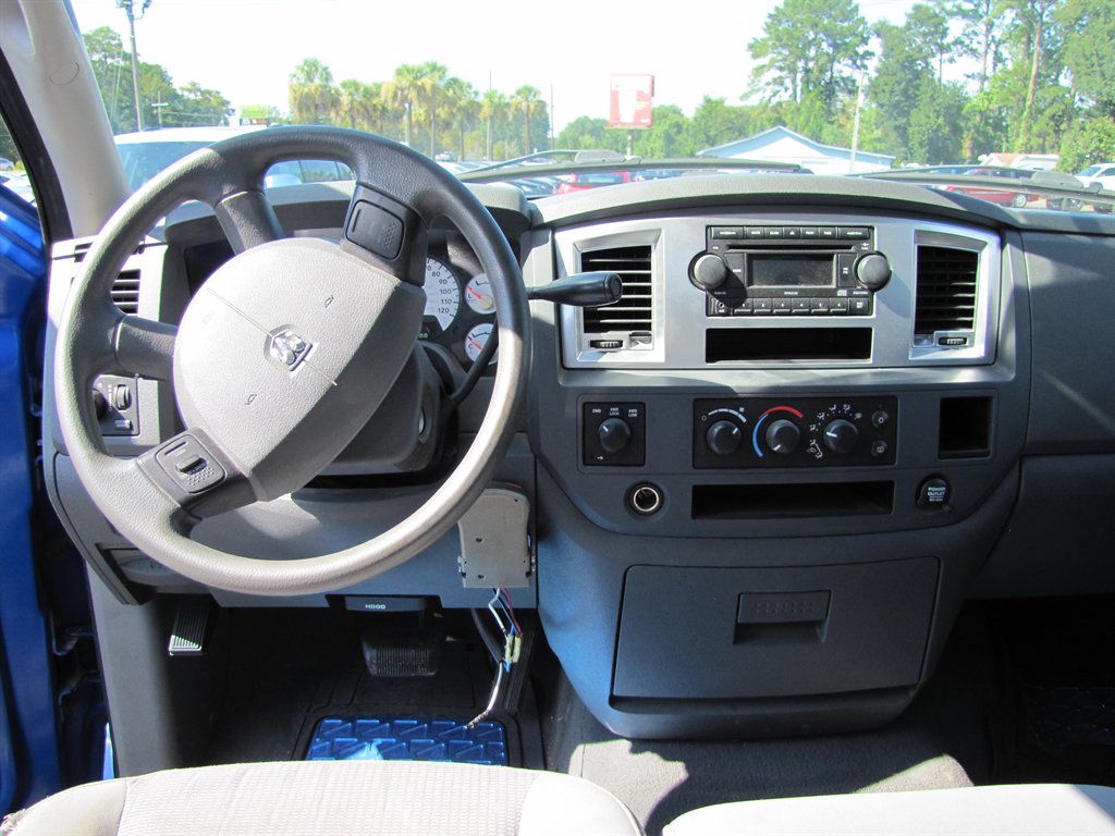 Dodge Ram photo 9