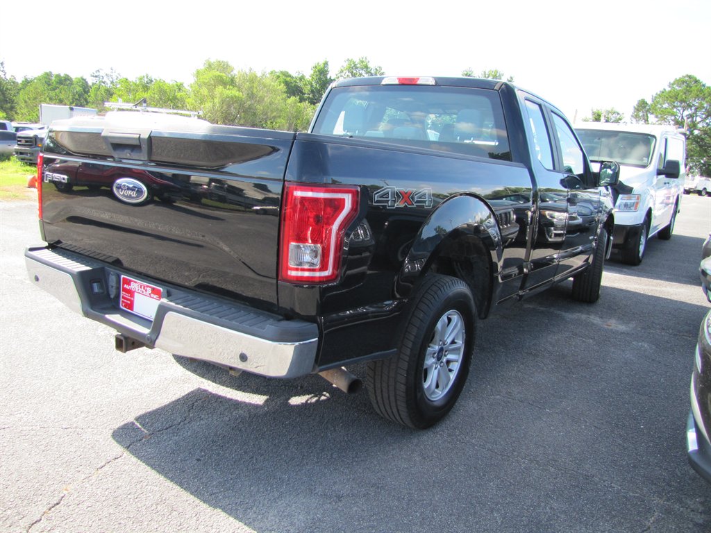 Ford F150 photo 4