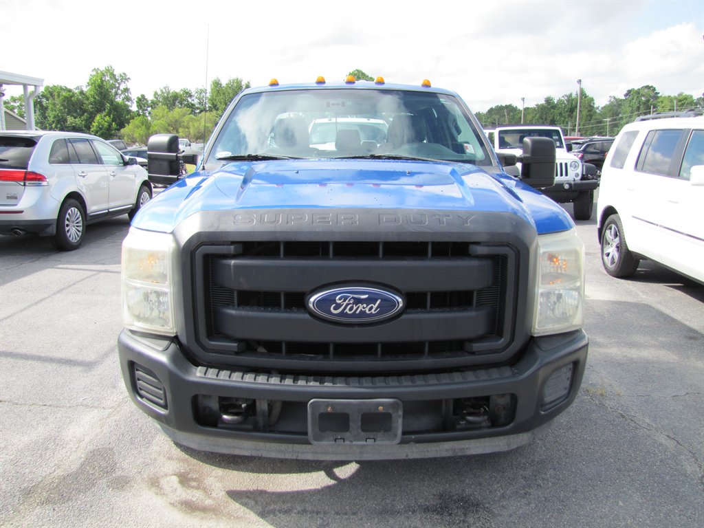 Ford F350SD photo 2