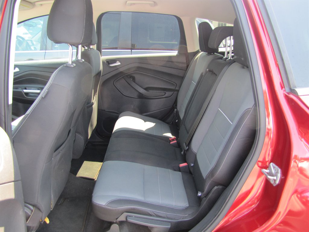 Ford Escape photo 8