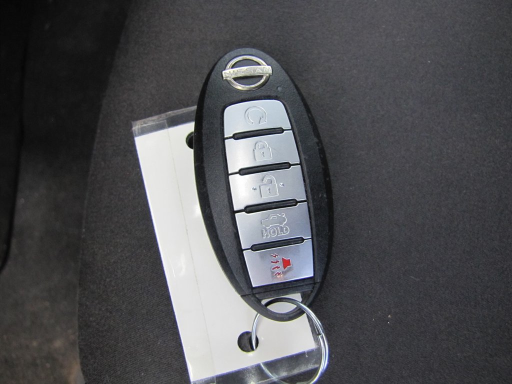Nissan Altima photo 11