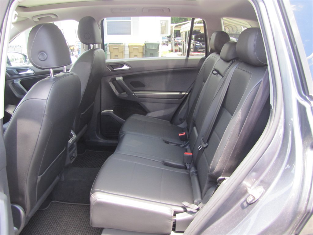 Volkswagen Tiguan photo 8