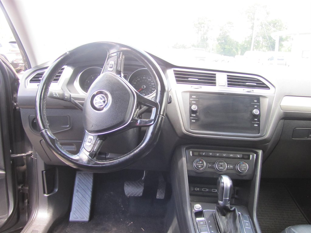 Volkswagen Tiguan photo 9