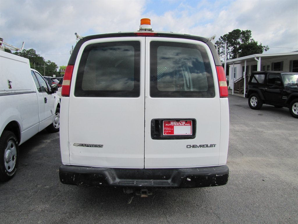 Chevrolet G1500 Vans photo 5
