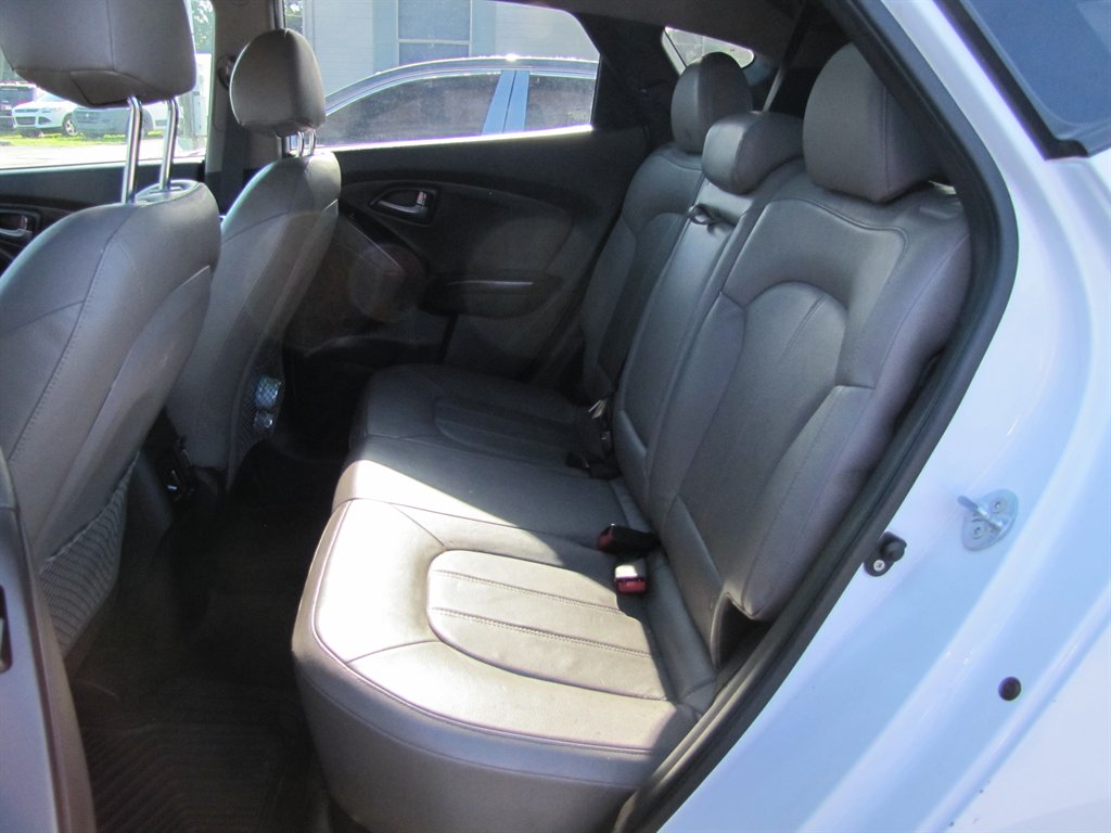 Hyundai Tucson photo 8
