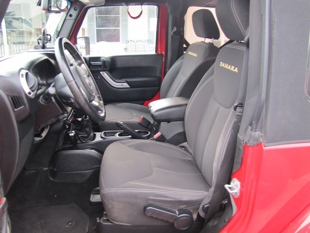 Jeep Wrangler photo 6