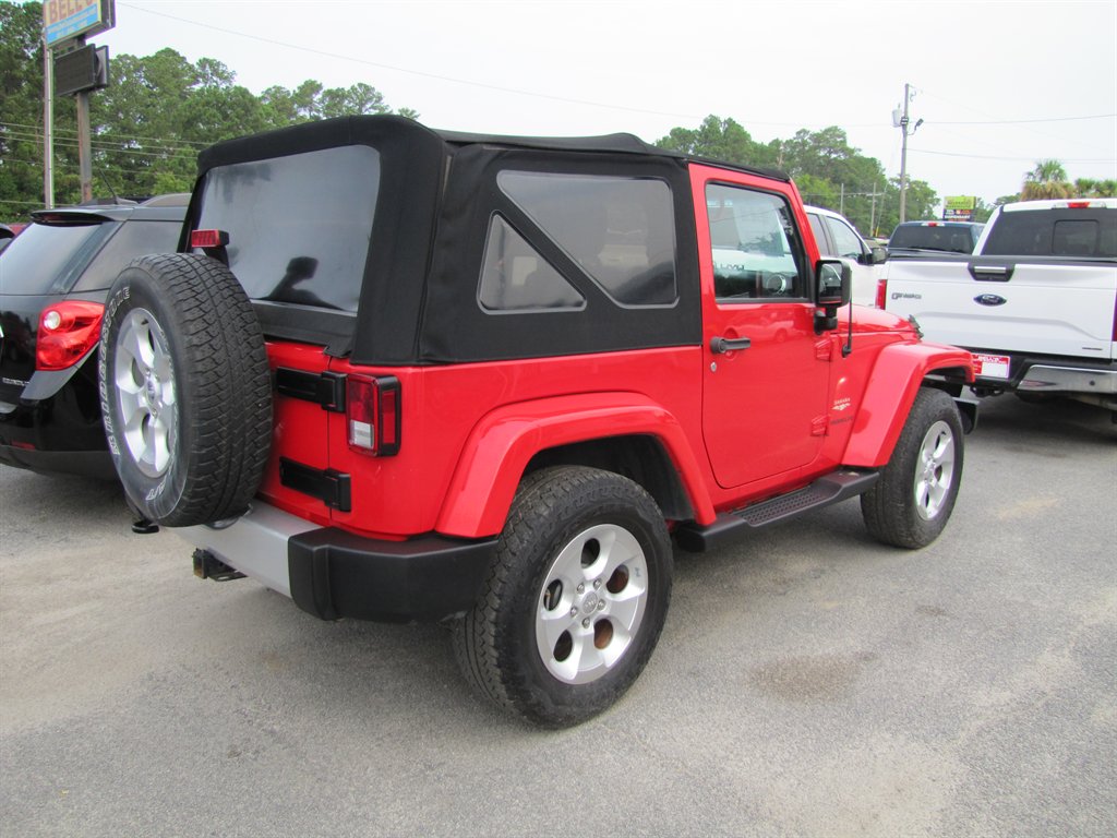 Jeep Wrangler photo 4