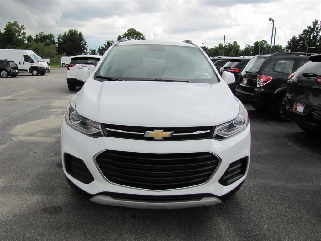 Chevrolet Trax photo 2