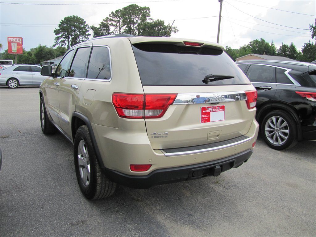 Jeep Grand Cherokee photo 6