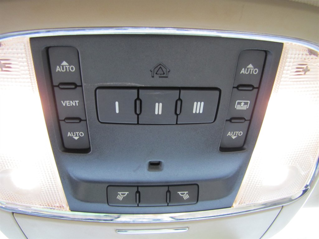 Jeep Grand Cherokee photo 16