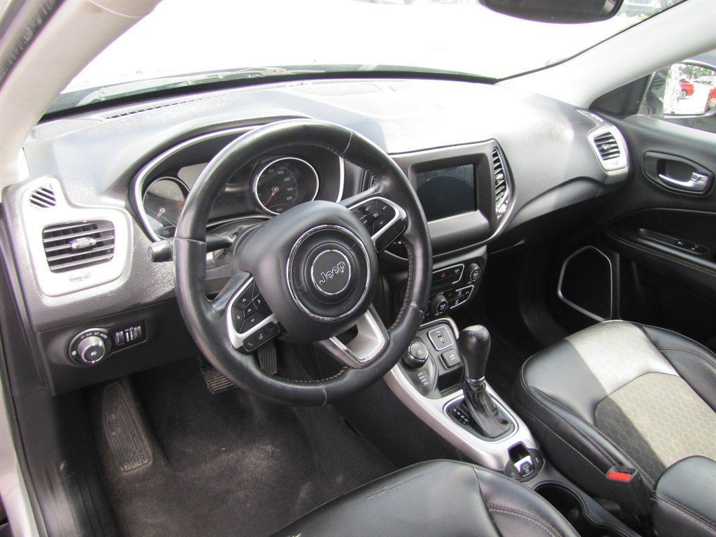Jeep Compass photo 10