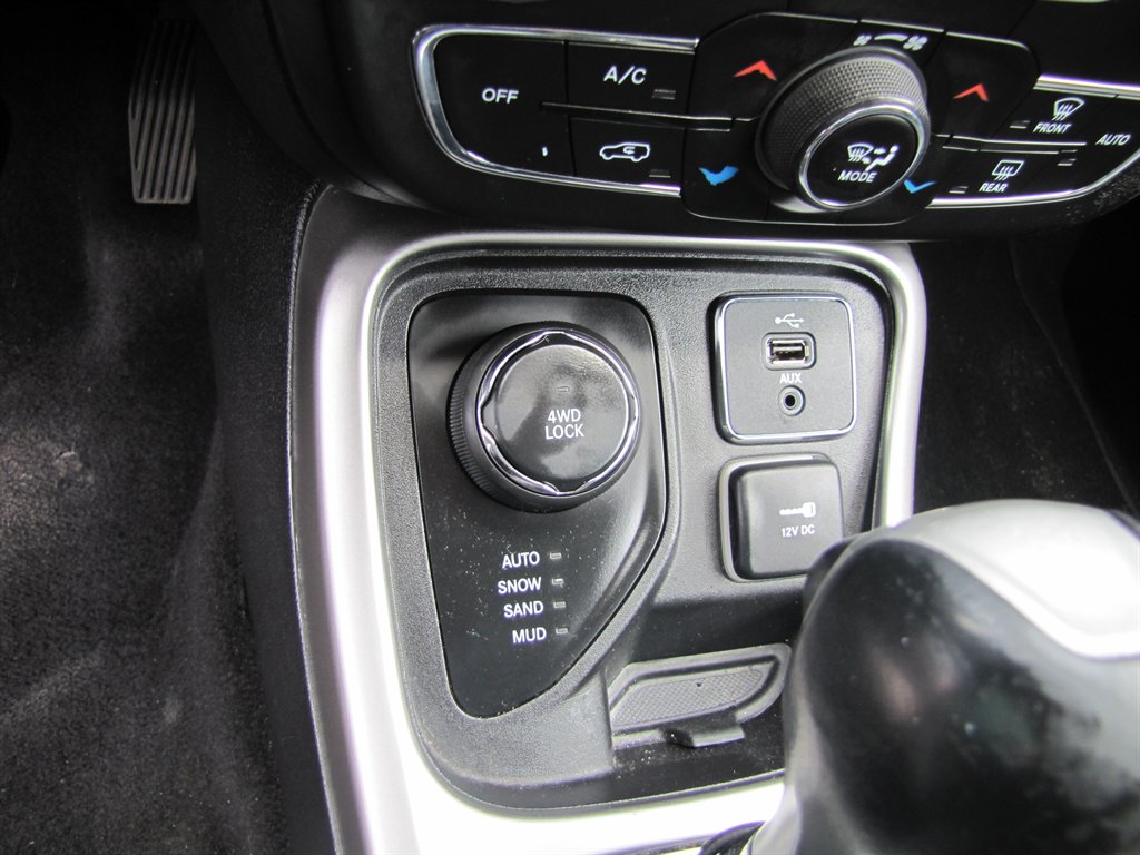 Jeep Compass photo 12