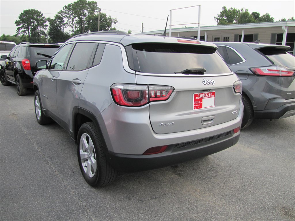 Jeep Compass photo 6