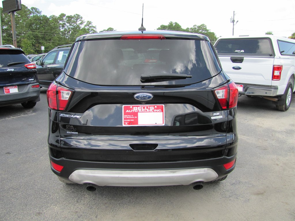 Ford Escape photo 5