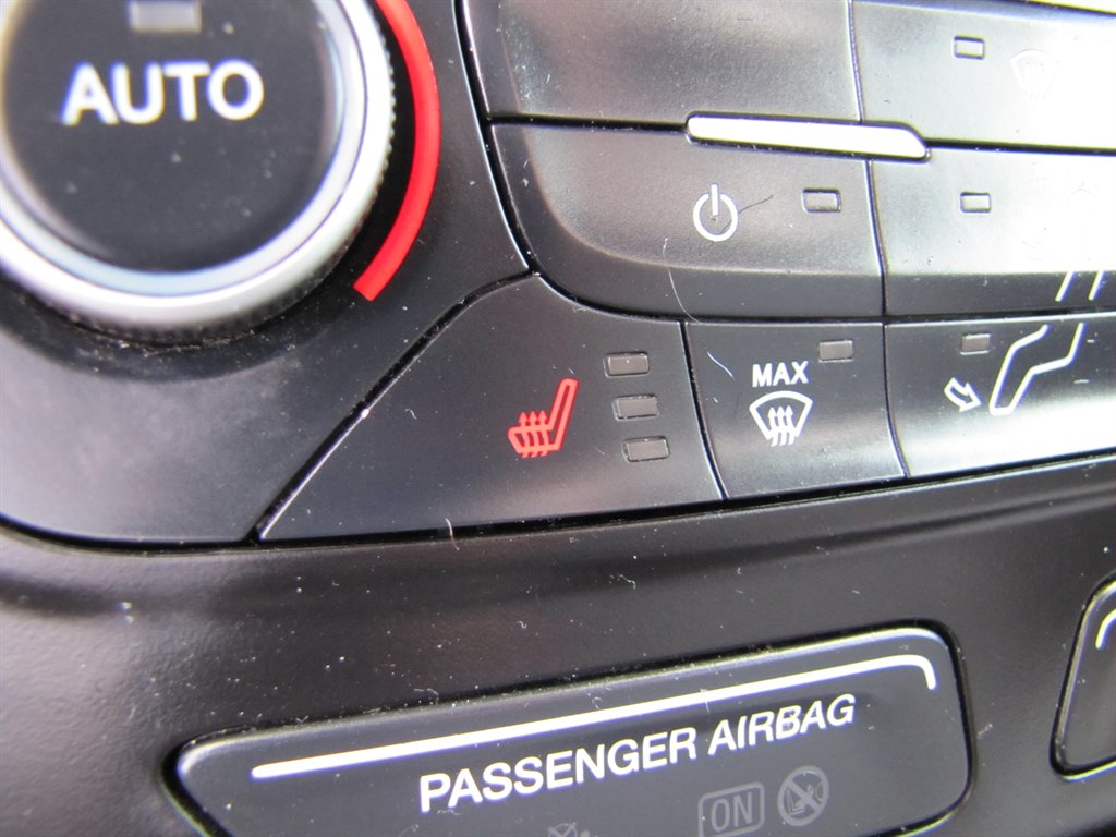 Ford Escape photo 11