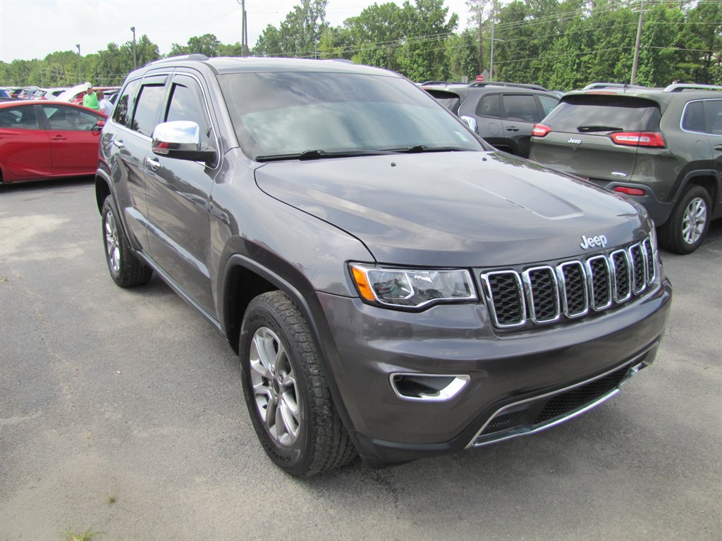 Jeep Grand Cherokee photo 3