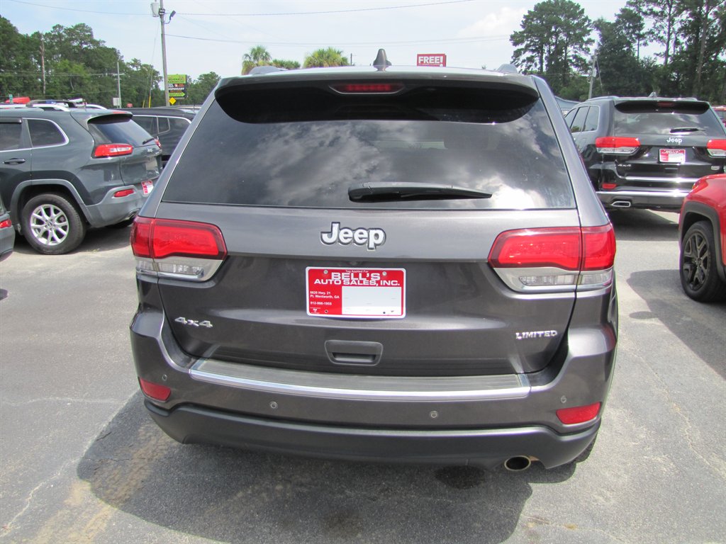 Jeep Grand Cherokee photo 5