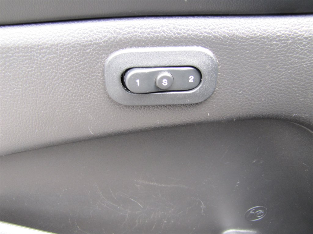 Jeep Grand Cherokee photo 16