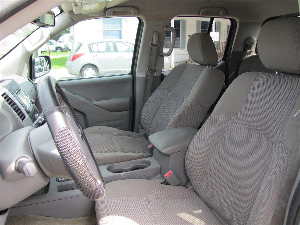 Nissan Frontier photo 10