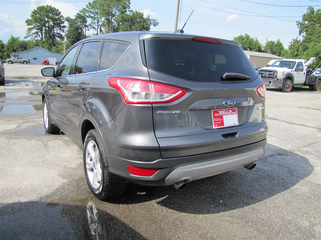 Ford Escape photo 6