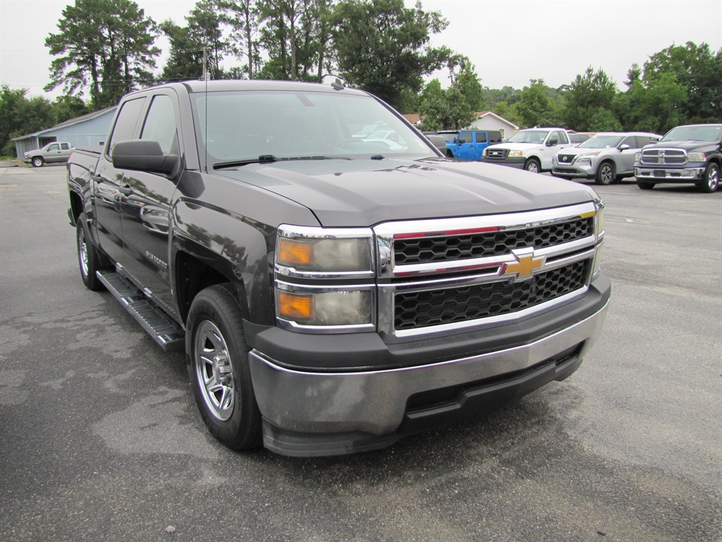 Chevrolet Silverado 1500 photo 3