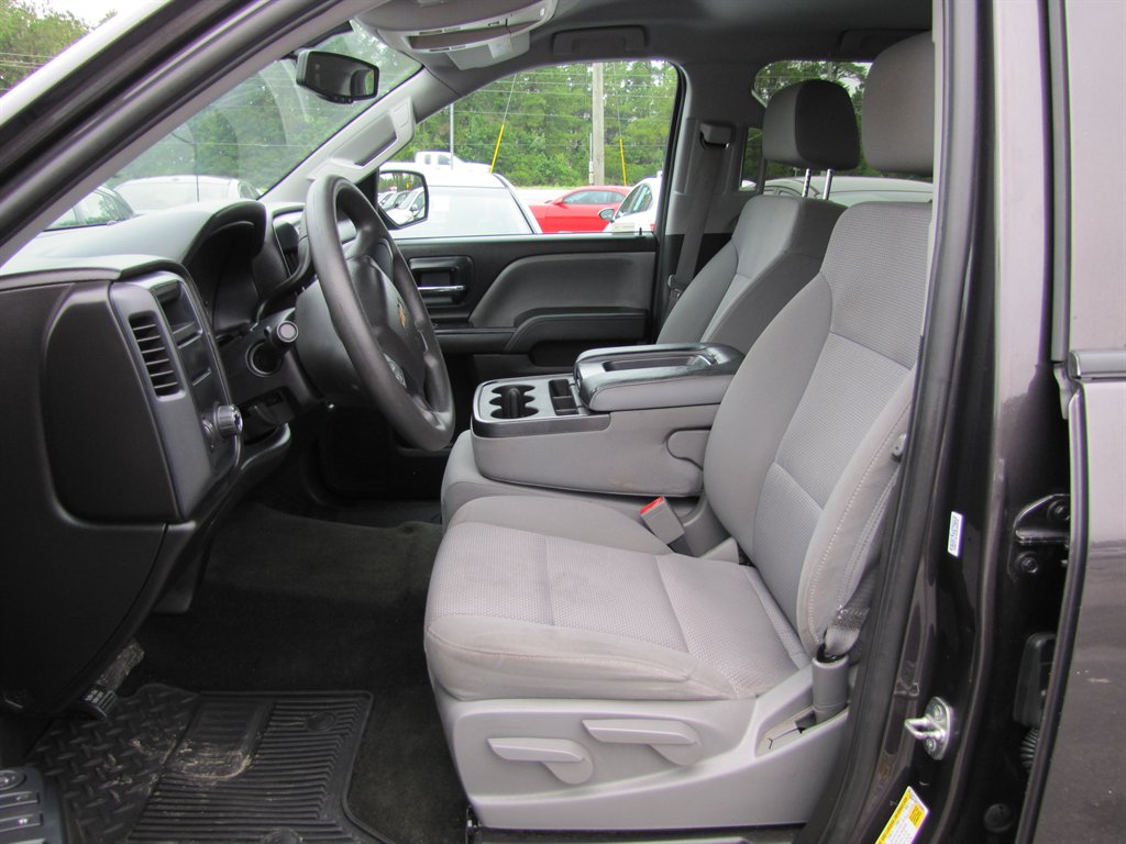 Chevrolet Silverado 1500 photo 7