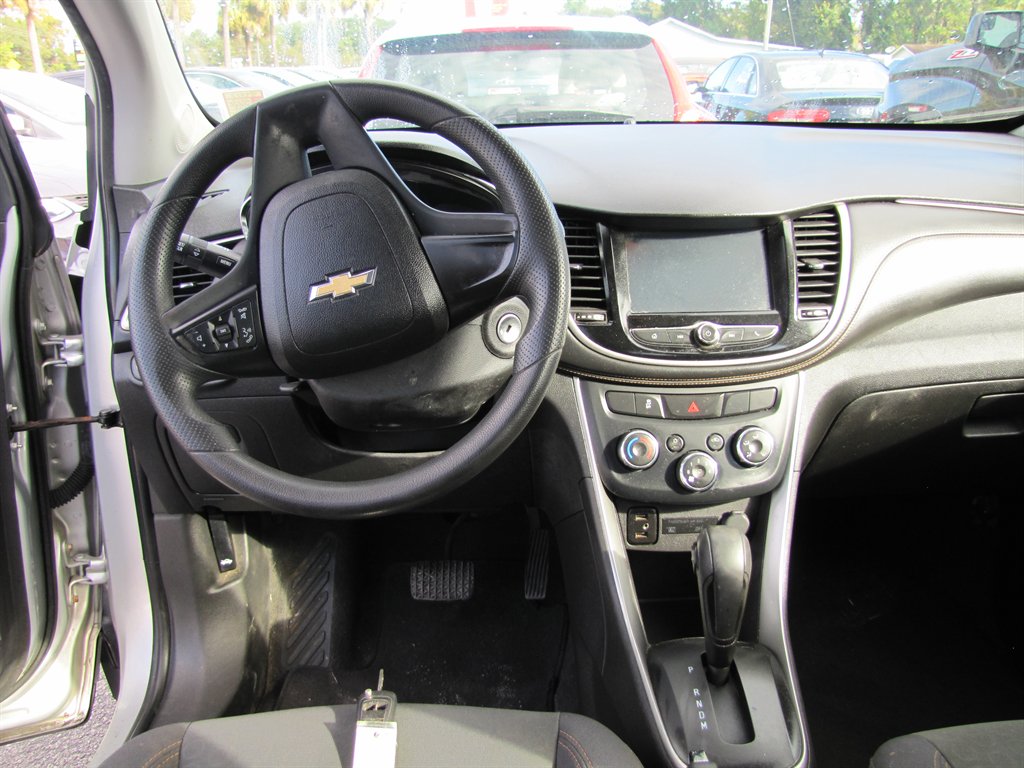 Chevrolet Trax photo 8