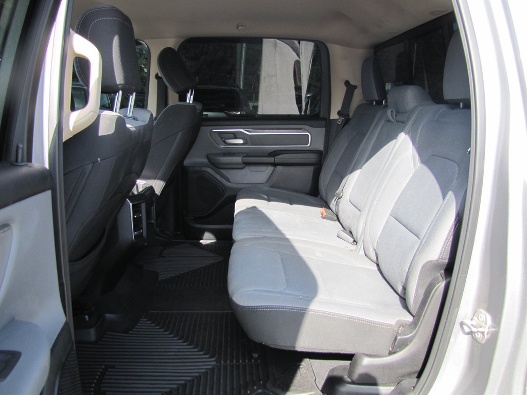 Ram 1500 photo 8
