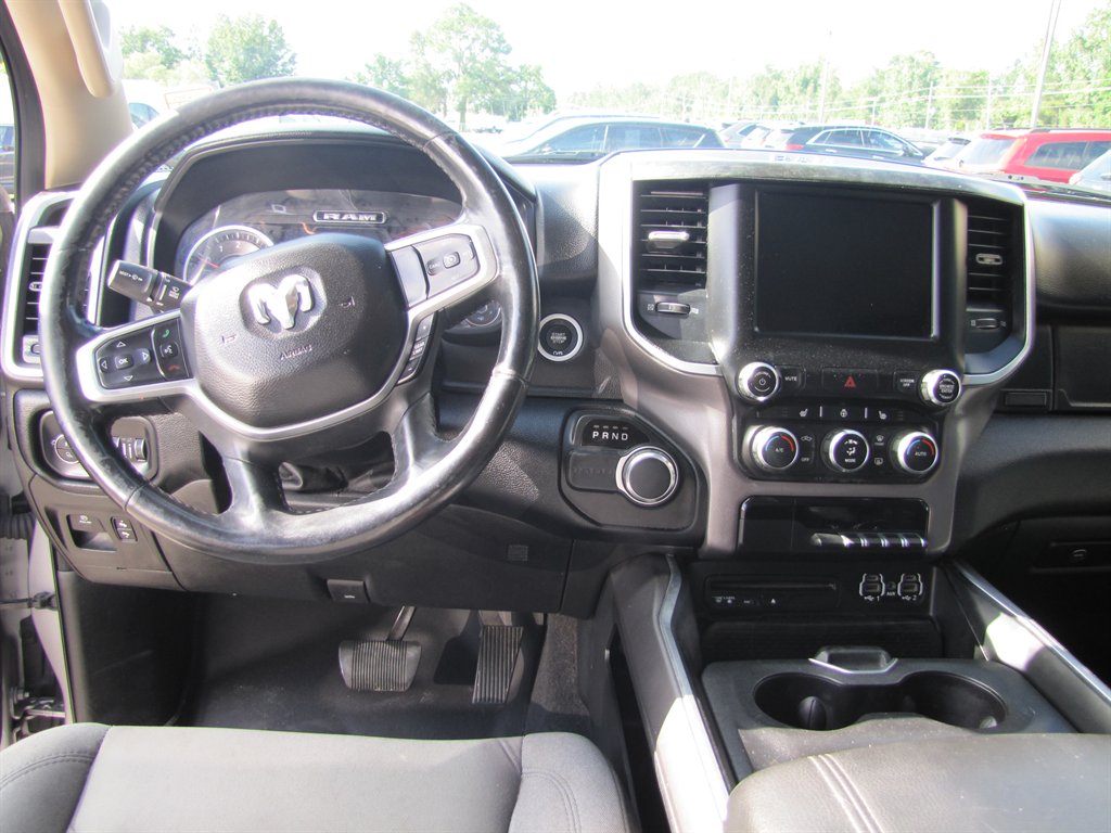 Ram 1500 photo 9