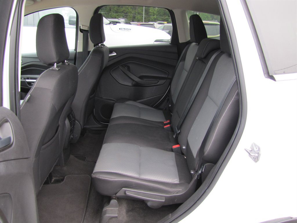 Ford Escape photo 8