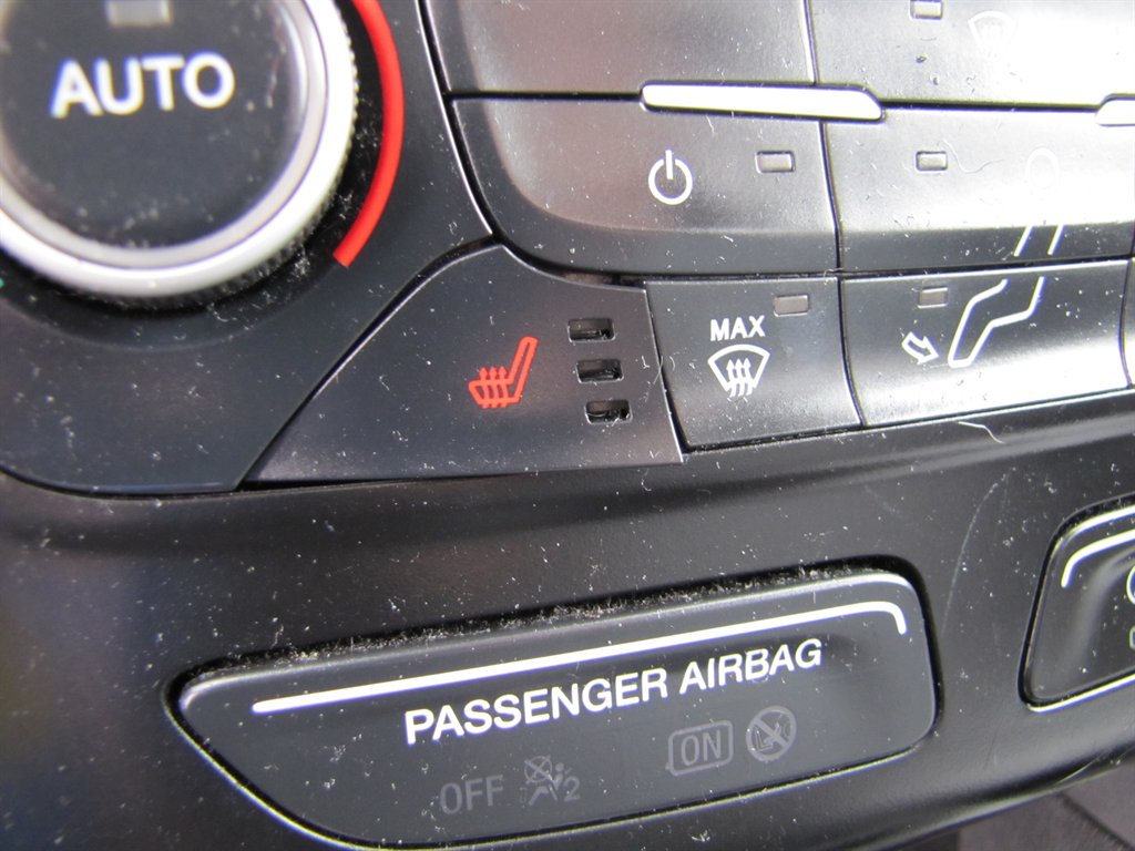 Ford Escape photo 11