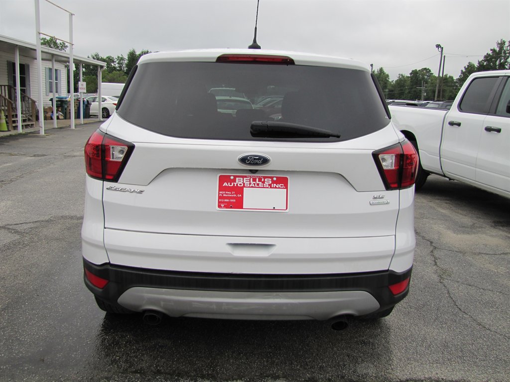 Ford Escape photo 5