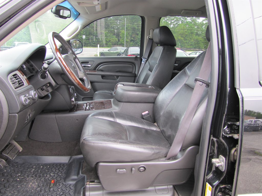 GMC Sierra 2500 photo 7