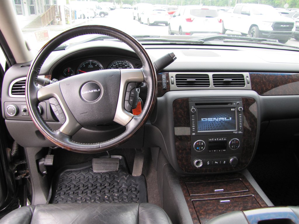 GMC Sierra 2500 photo 9