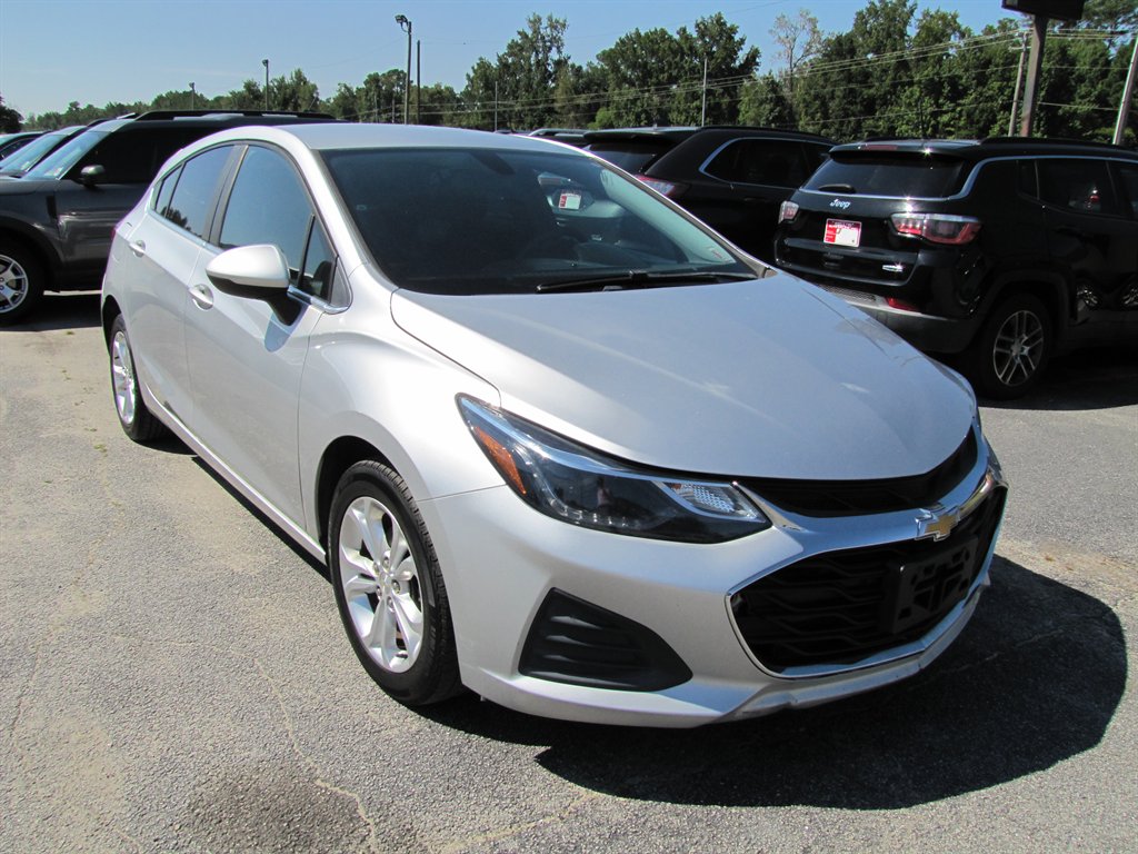 Chevrolet Cruze photo 3