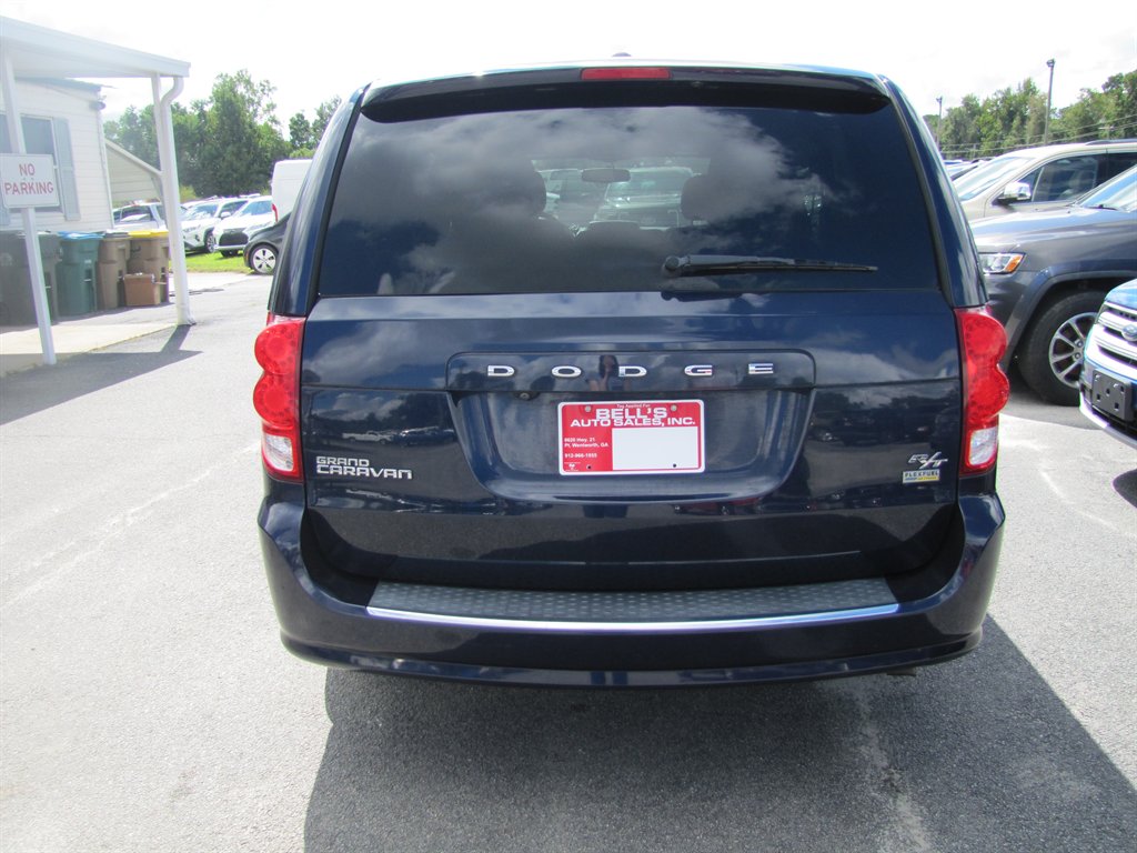 Dodge Grand Caravan photo 5