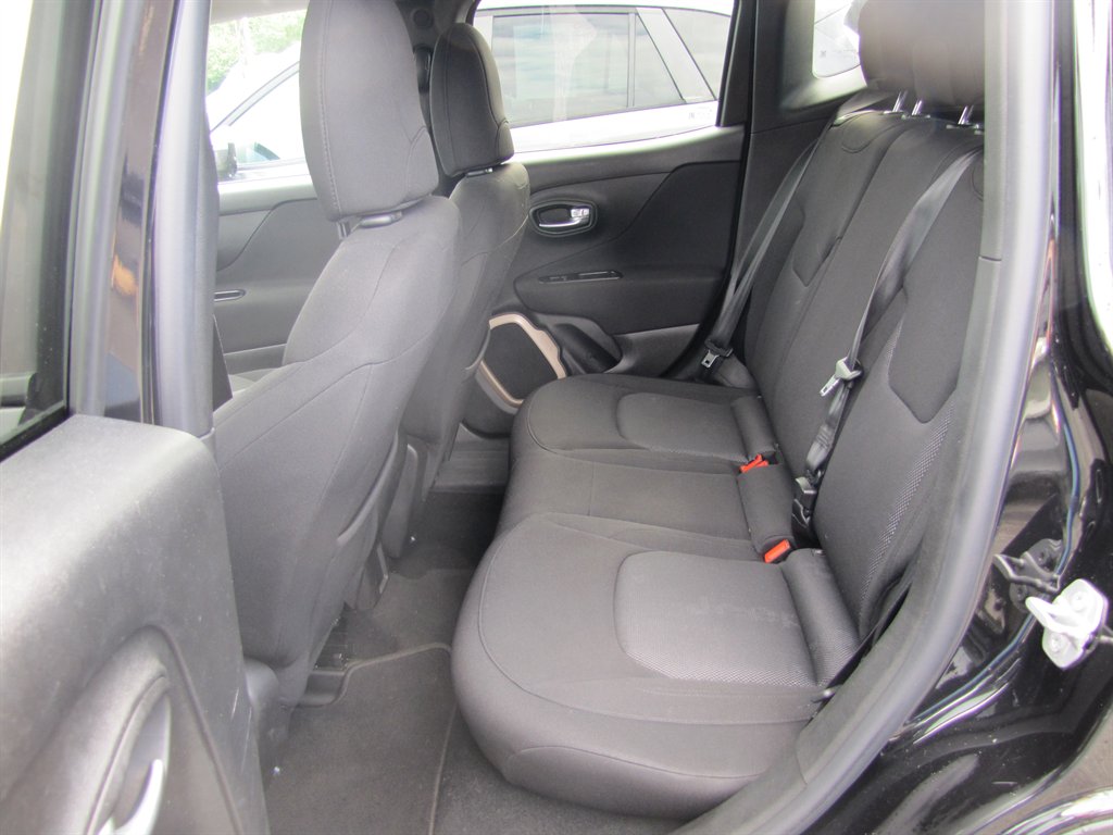 Jeep Renegade photo 5