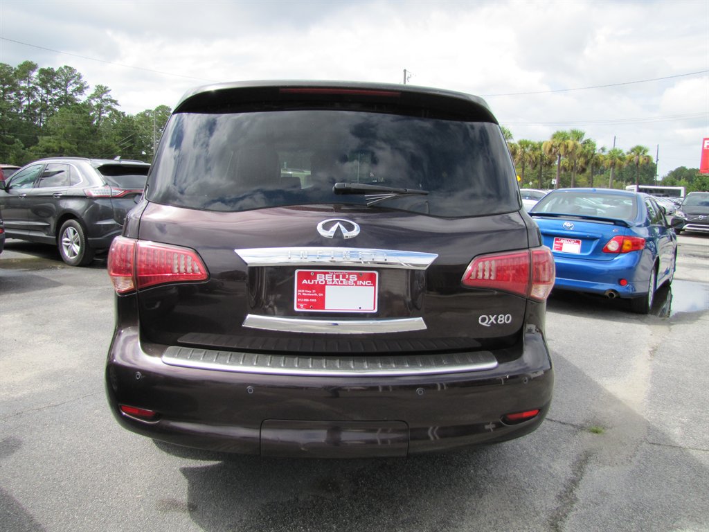 Infiniti QX80 photo 5