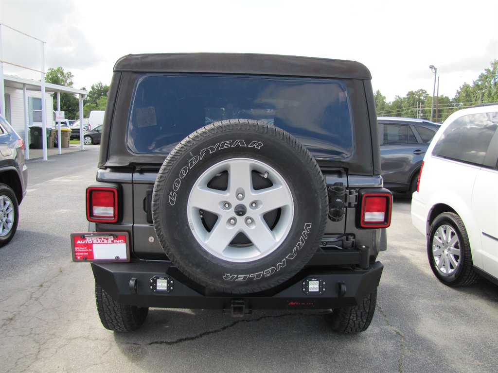 Jeep All-New Wrangler photo 5