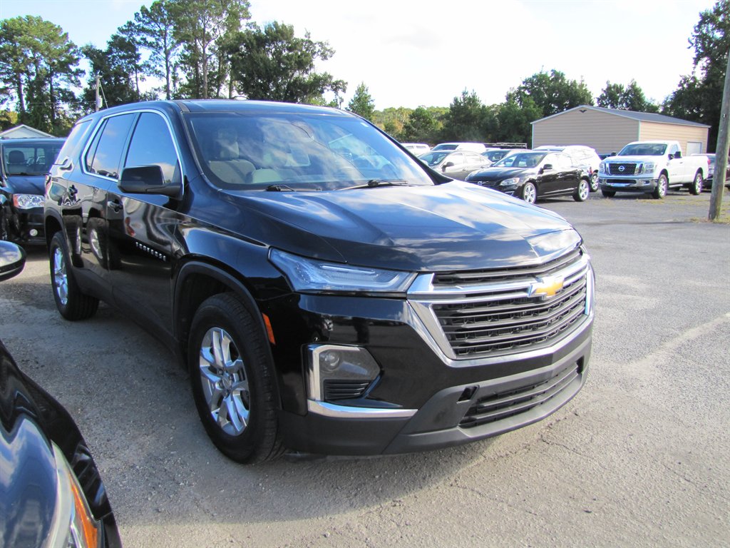 Chevrolet Traverse photo 3