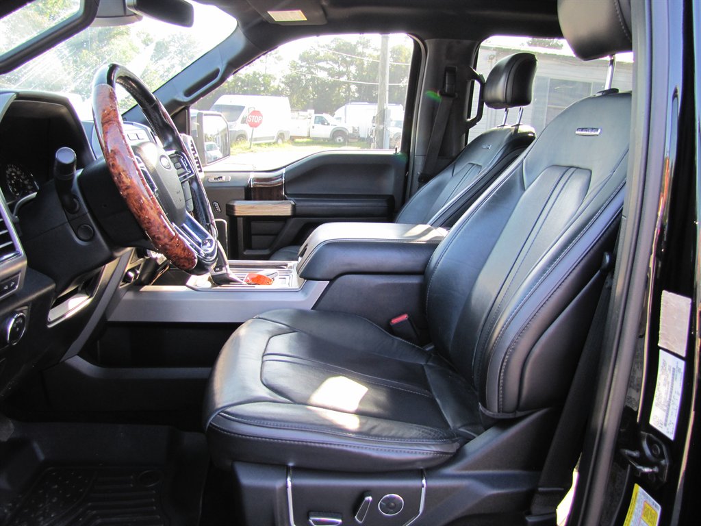 Ford F-150 photo 9