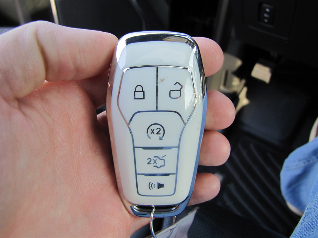 Ford F-150 photo 21